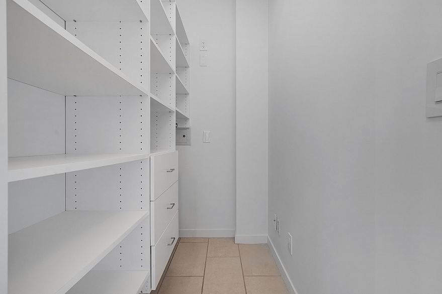 2404 1225 Richards Street