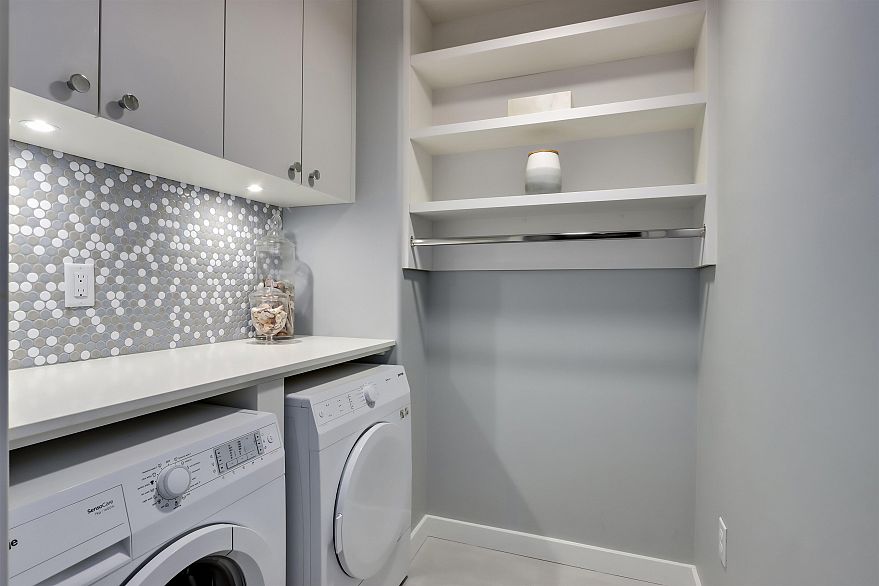 32 5650 Hampton Place