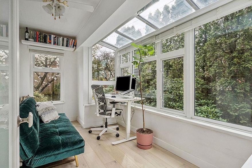 205 1330 Graveley Street