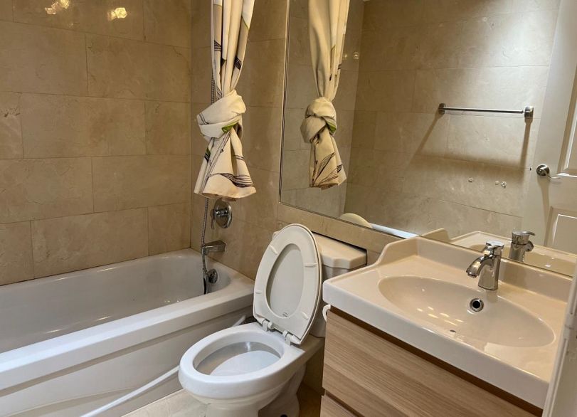 109 1518 W 70th Avenue