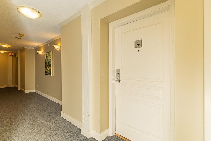 707 5639 Hampton Place