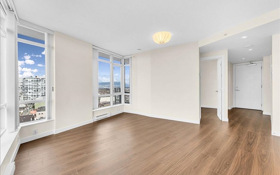 1009 4815 Eldorado Mews