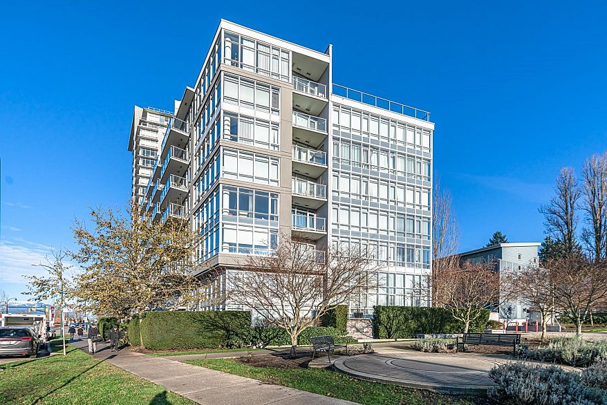 612 4888 Nanaimo Street