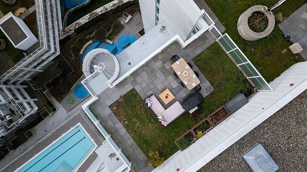 1801 4638 Gladstone Street