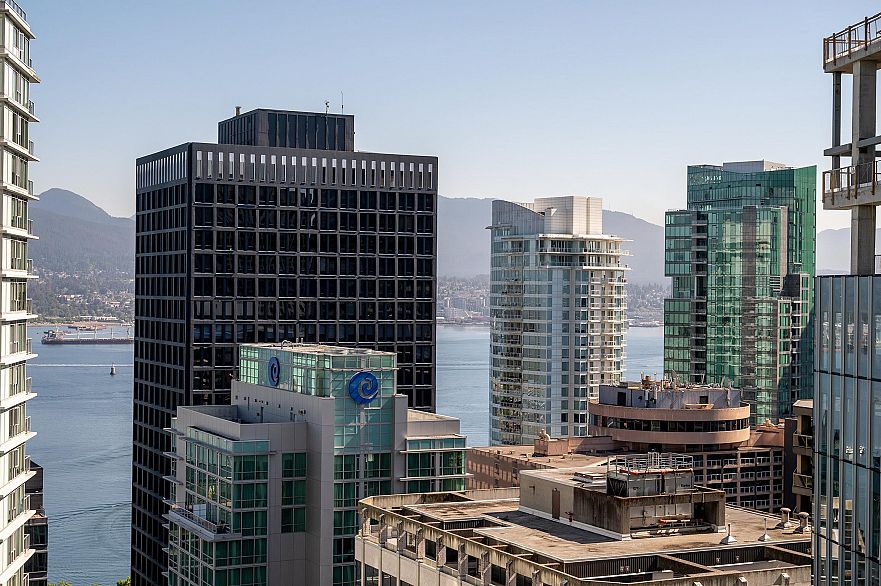 2902 1166 Melville Street