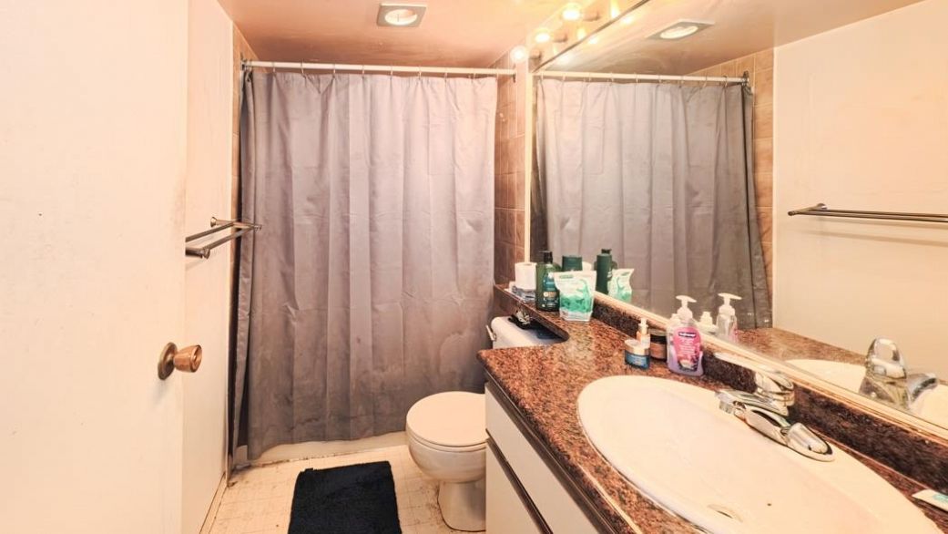 408 1476 W 10th Avenue