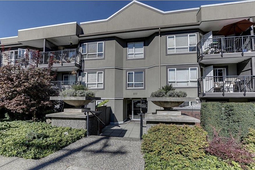 109 555 W 14th Avenue