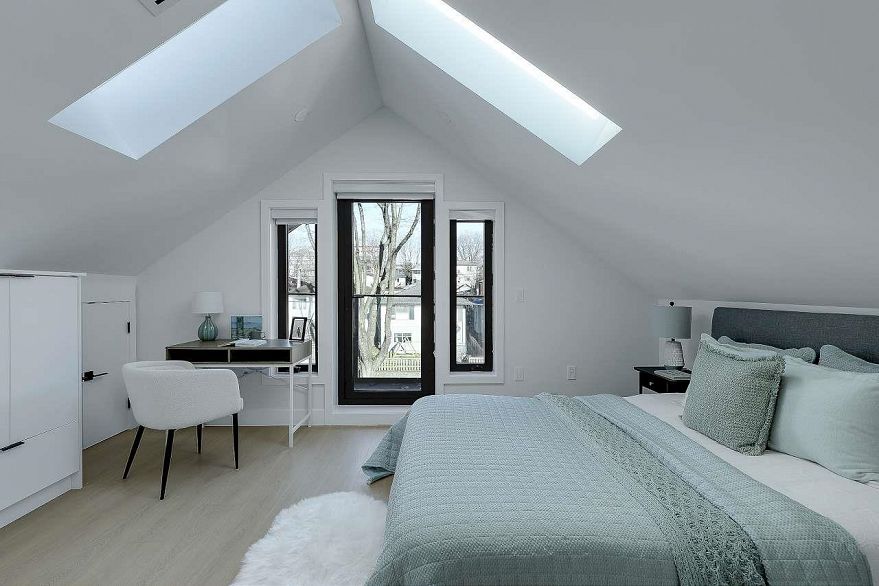 1 3558 Turner Street