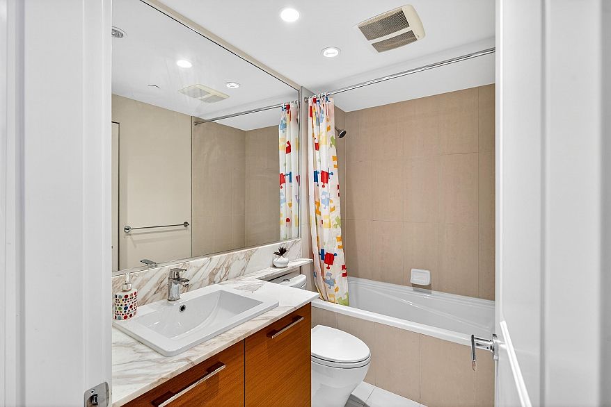 1502 5868 Agronomy Road