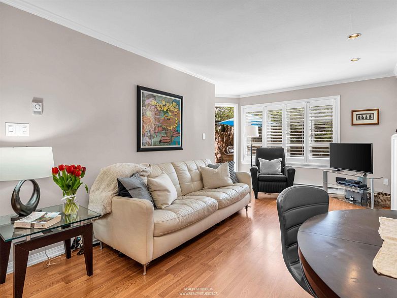 109 555 W 14th Avenue