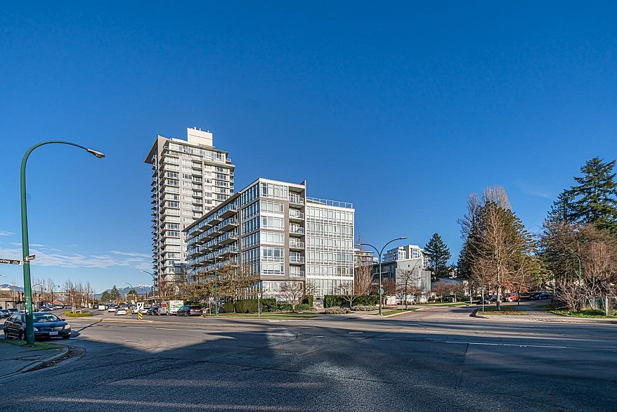 612 4888 Nanaimo Street