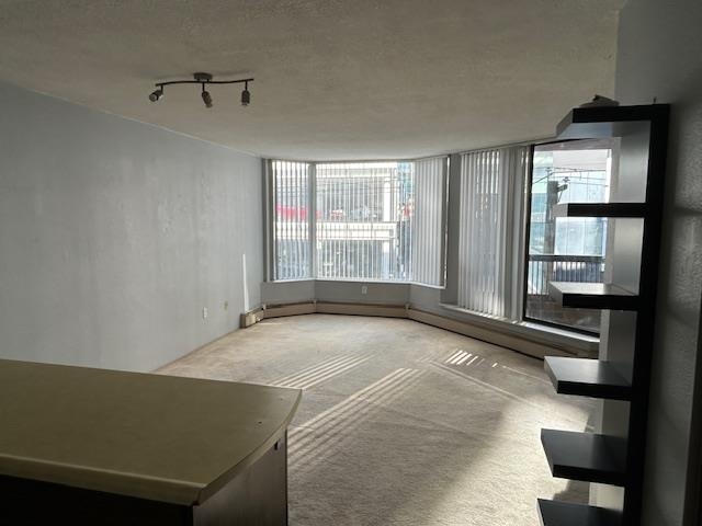 505 950 Drake Street