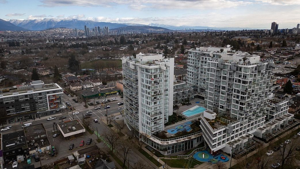 1801 4638 Gladstone Street