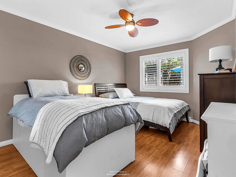 109 555 W 14th Avenue