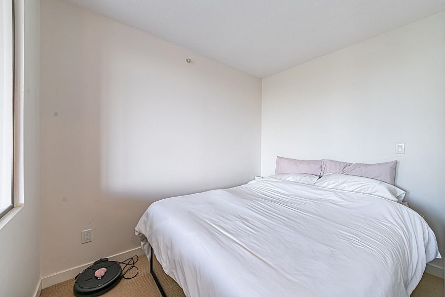 612 4888 Nanaimo Street