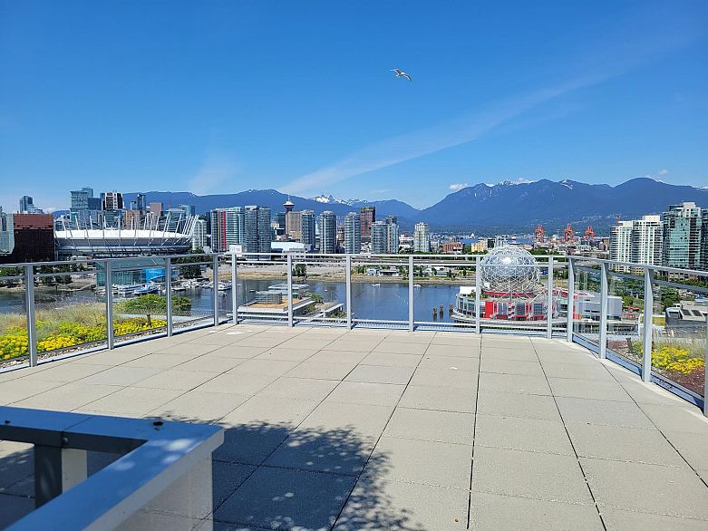 1803 1708 Ontario Street