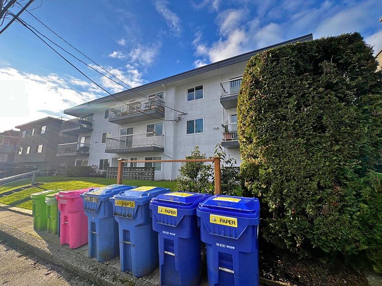 106 2335 York Avenue