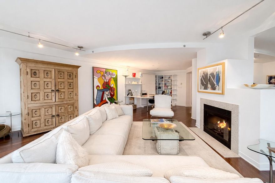 902 1888 Alberni Street