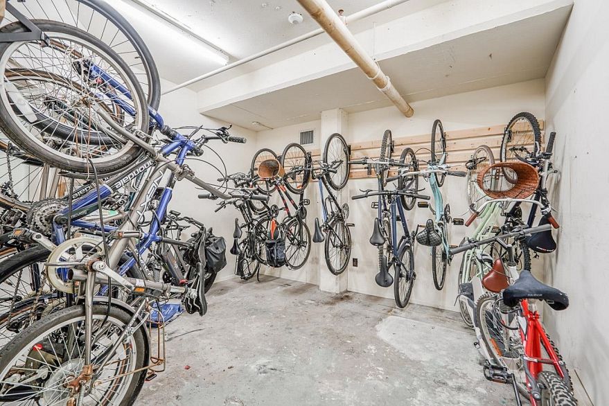 E302 628 W 12th Avenue