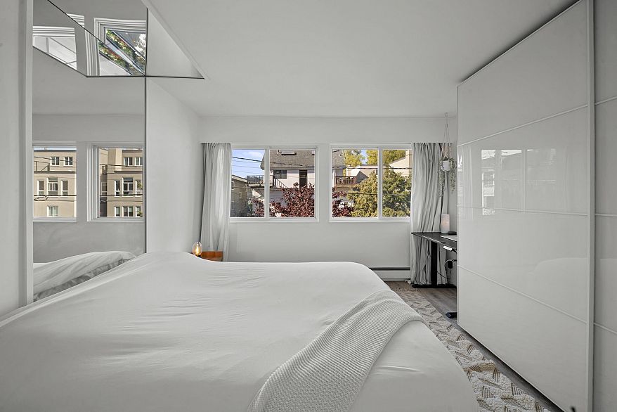 109 2125 York Avenue