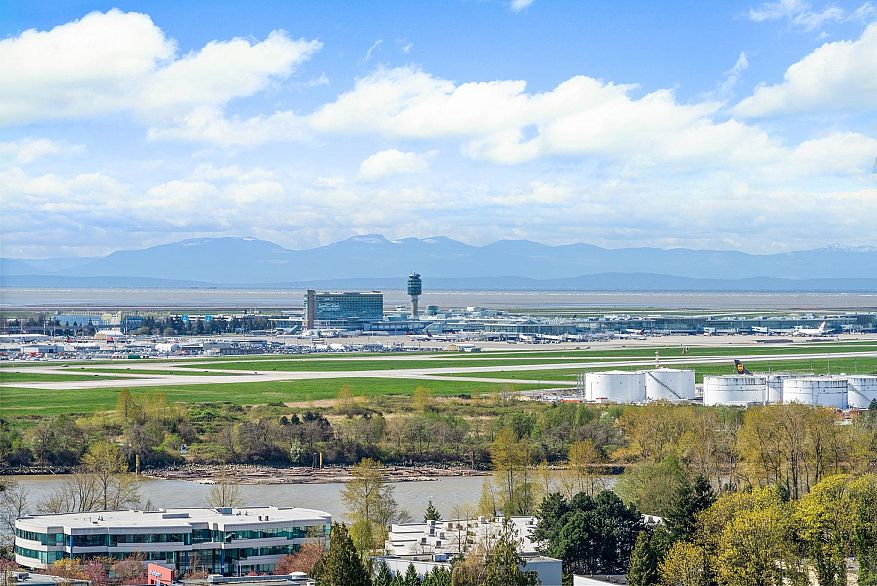 1808 8555 Granville Street