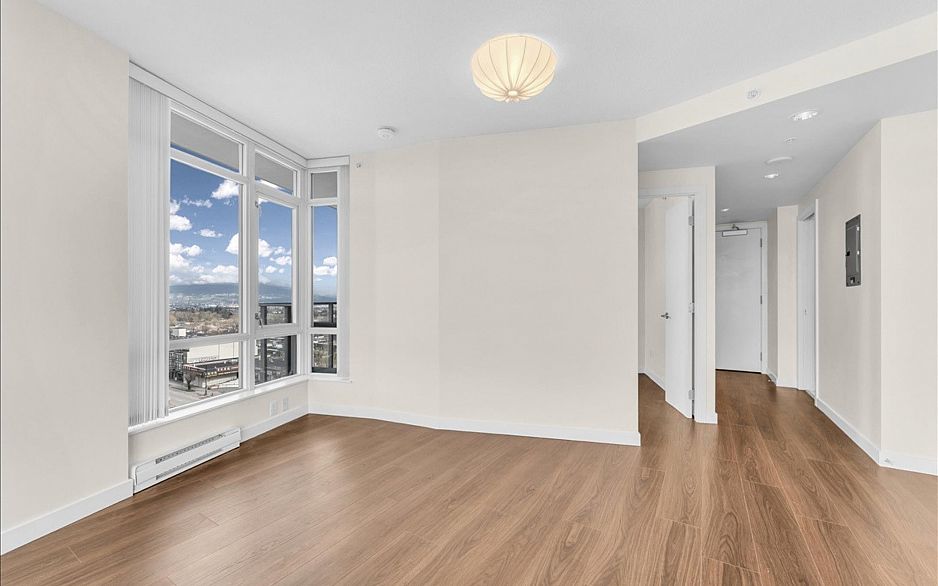 1009 4815 Eldorado Mews