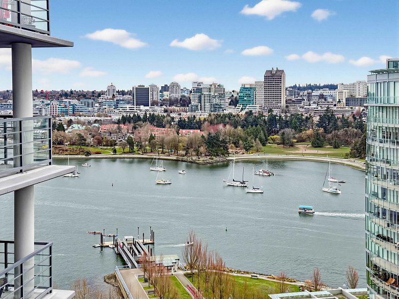 2006 1483 Homer Street