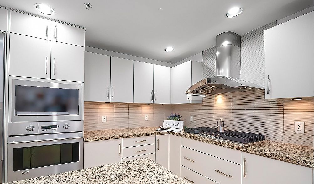 212 6333 Larkin Drive