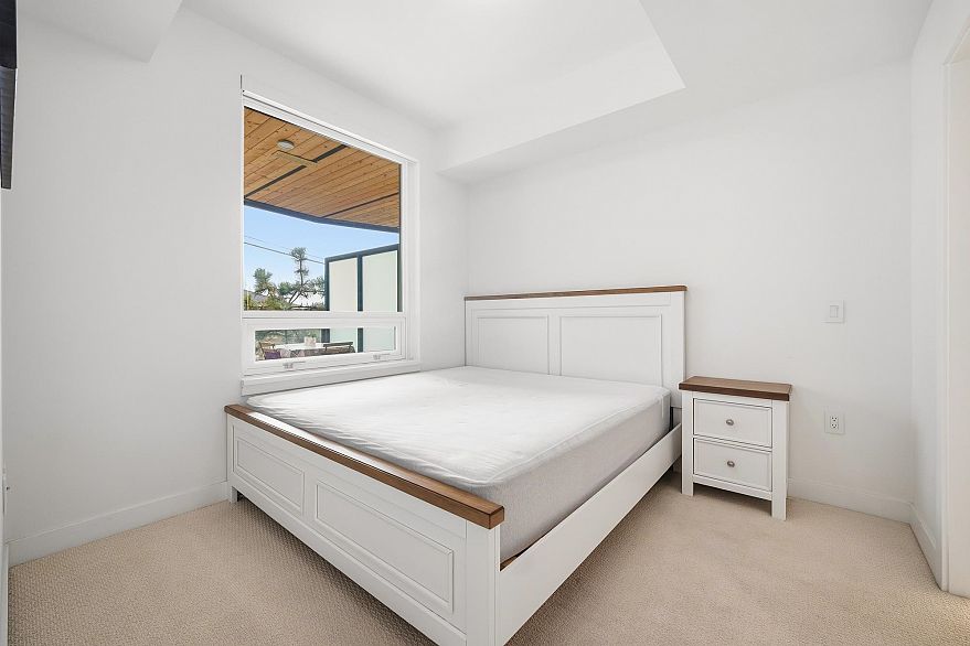 103 7638 Cambie Street