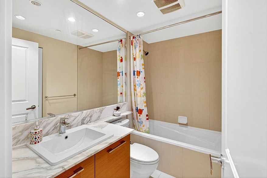 1502 5868 Agronomy Road