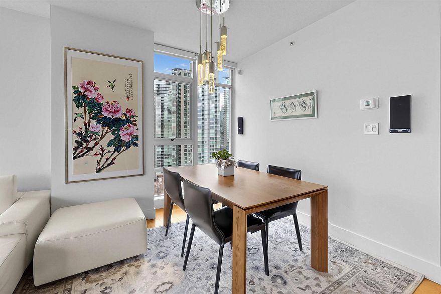 2006 1483 Homer Street