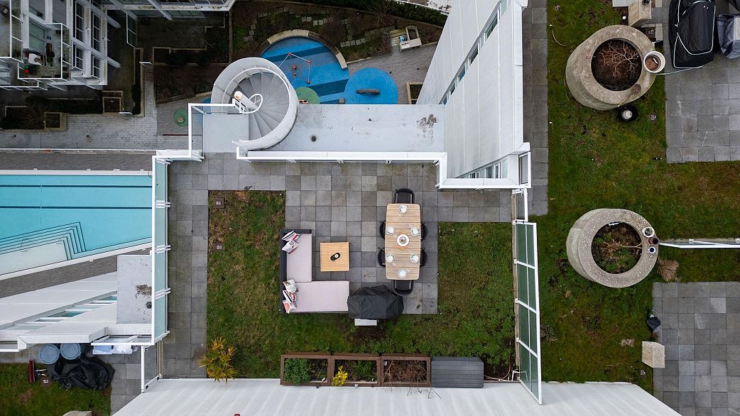 1801 4638 Gladstone Street