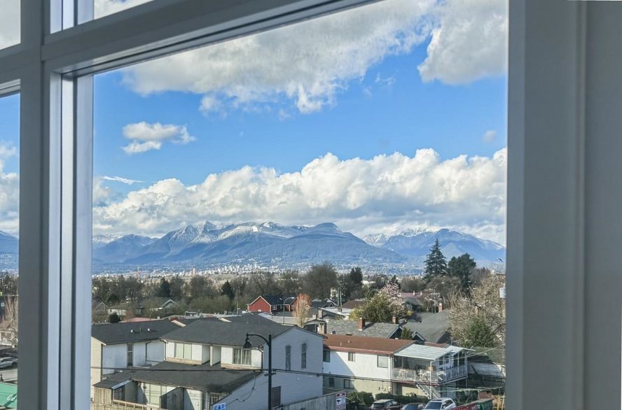 308 4818 Eldorado Mews