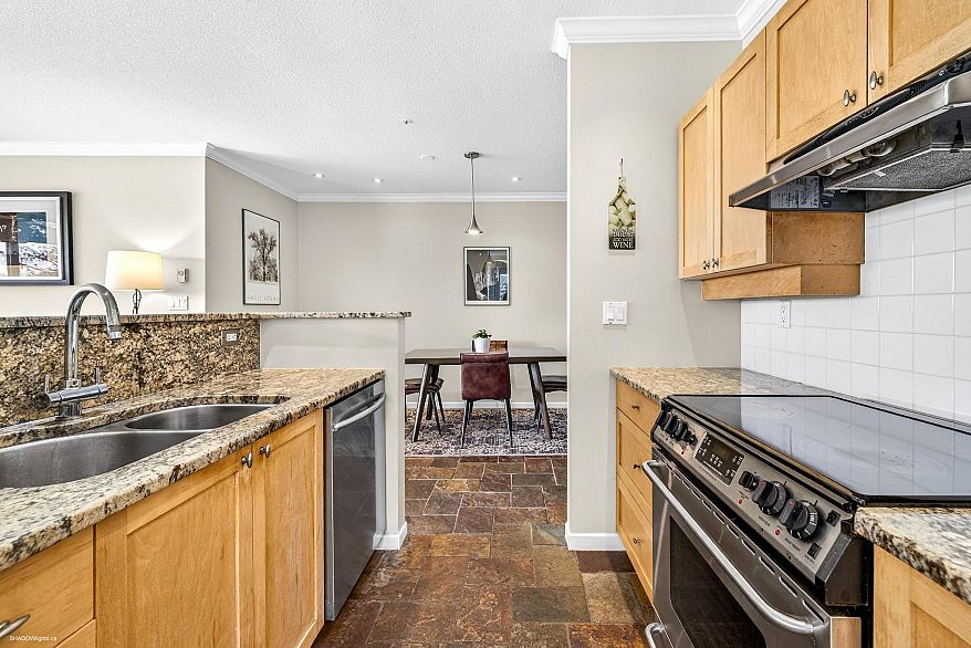 108 1880 E Kent Avenue South Avenue