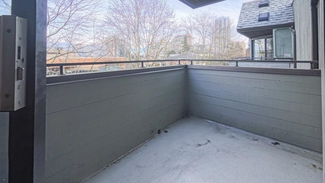 408 1476 W 10th Avenue