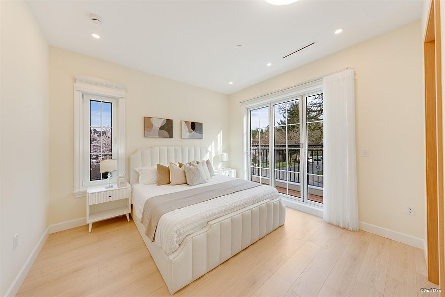 1 4503 W 15th Avenue