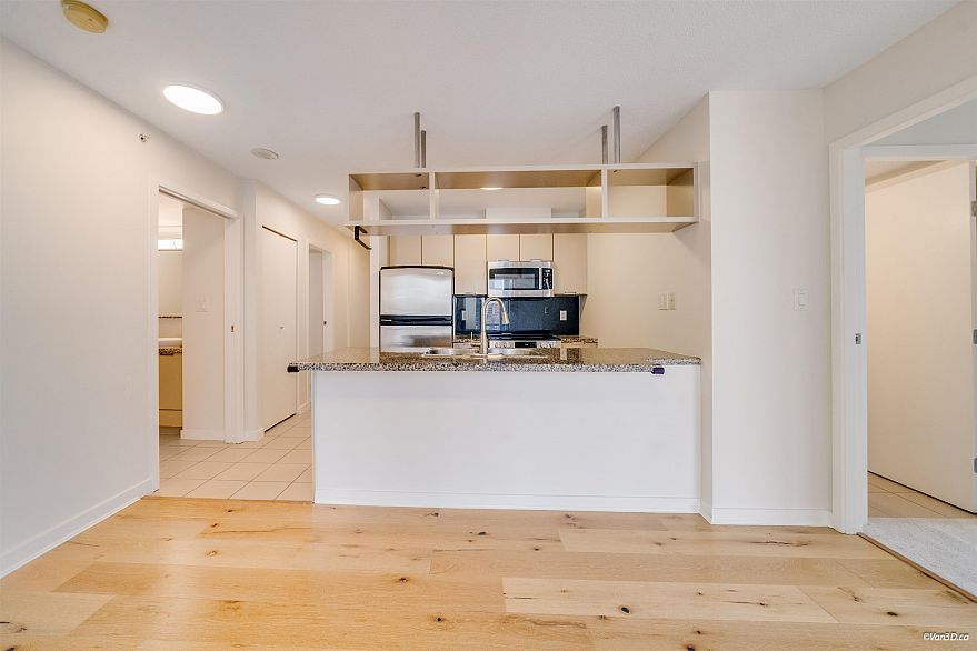 1710 1082 Seymour Street