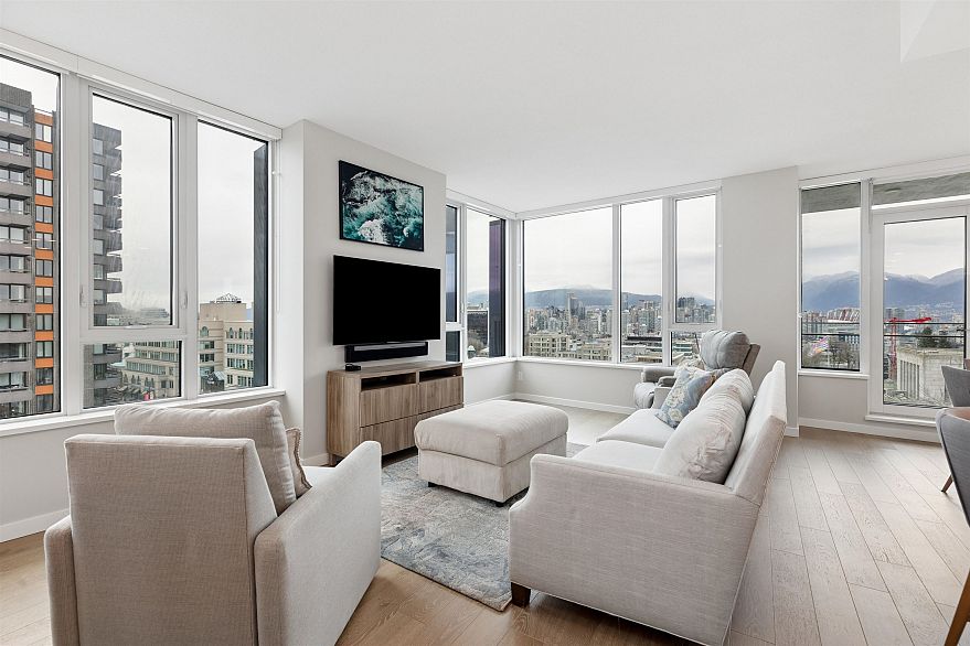 909 2888 Cambie Street