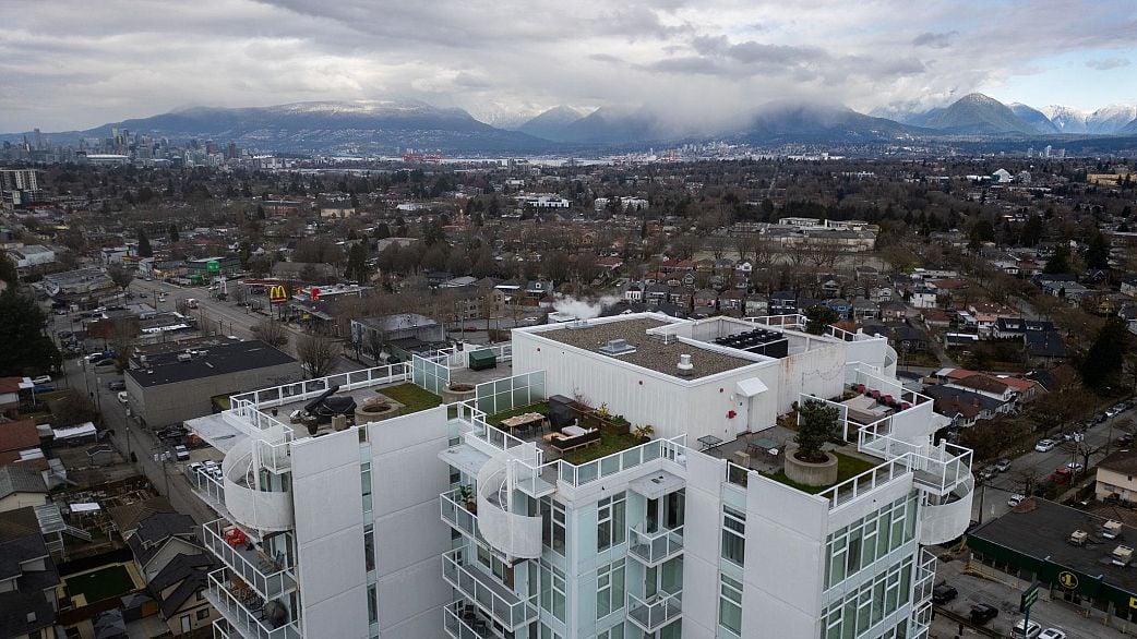 1801 4638 Gladstone Street