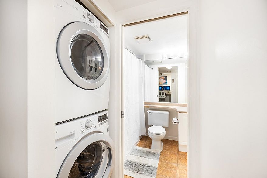 207 5355 Boundary Road