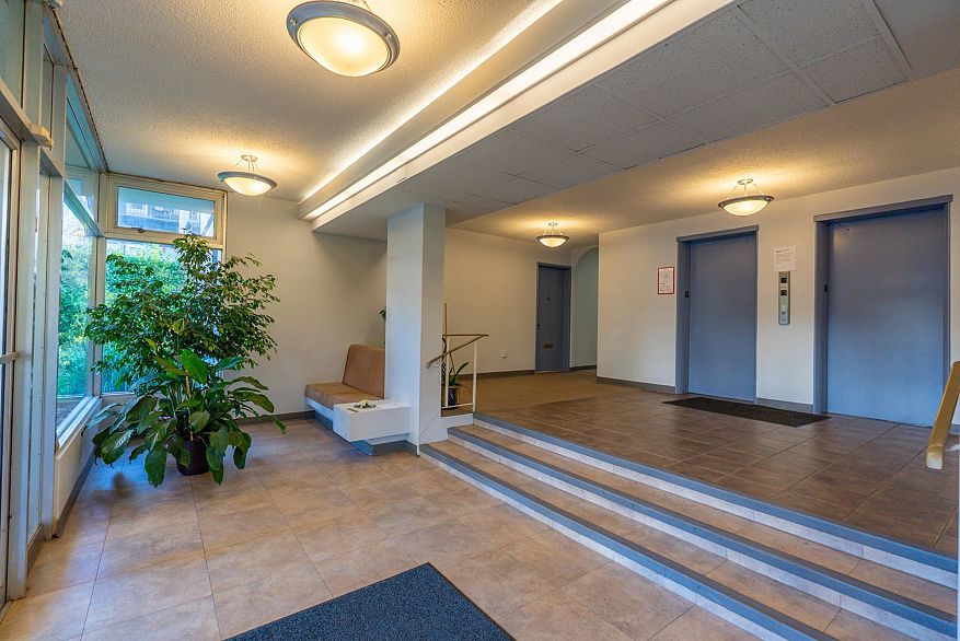 901 1250 Burnaby Street