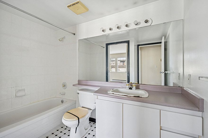 304 1989 W 1st Avenue