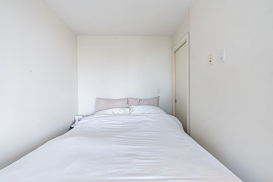 612 4888 Nanaimo Street