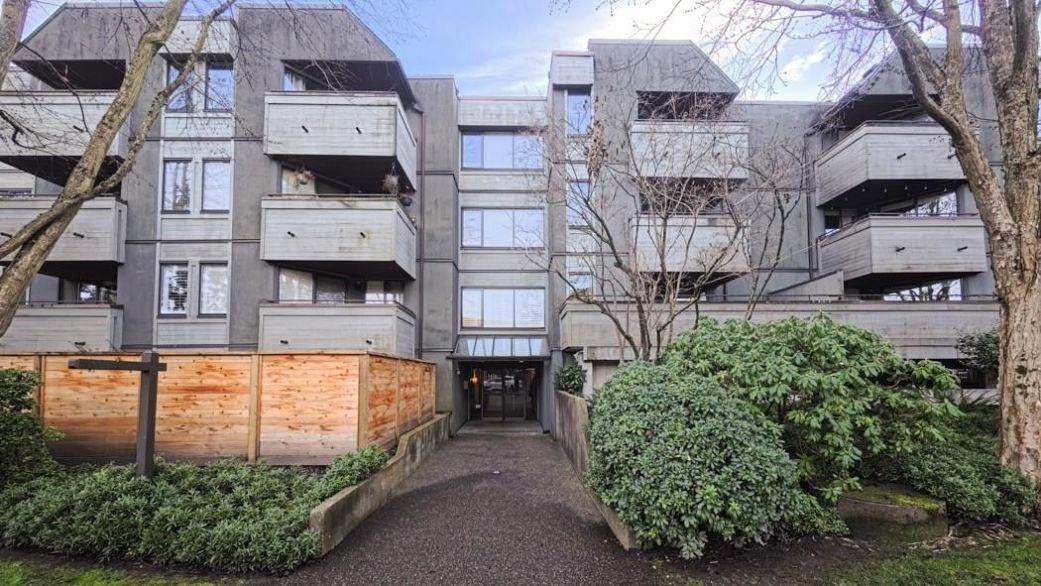 408 1476 W 10th Avenue