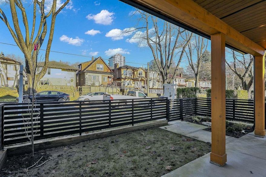 1 3558 Turner Street