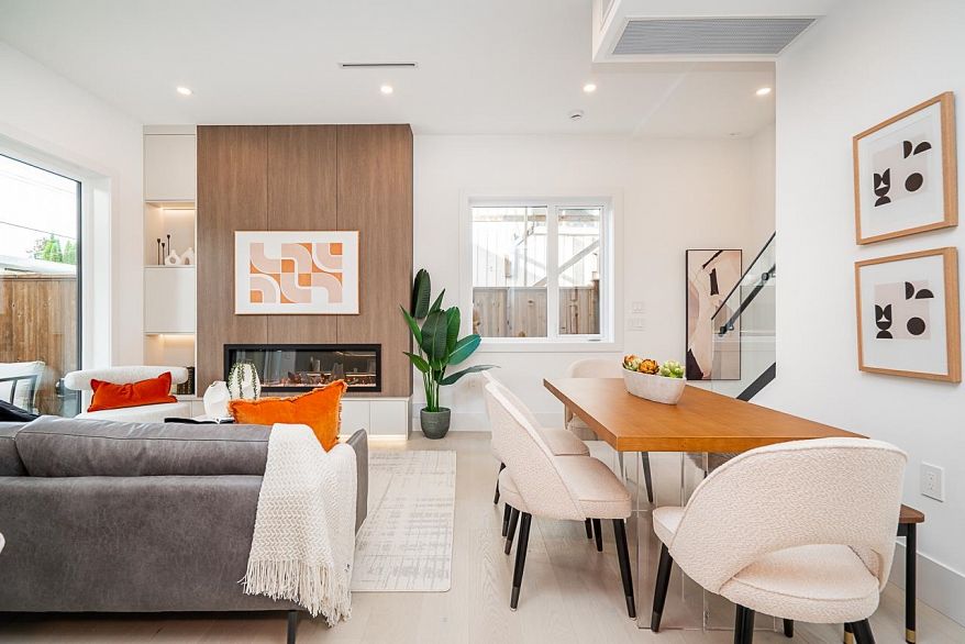 2 2460 Adanac Street