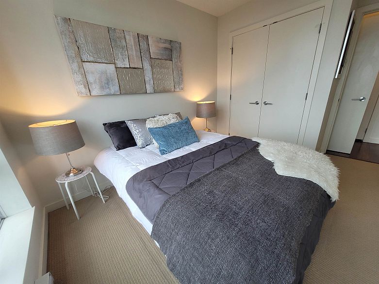 719 4818 Eldorado Mews