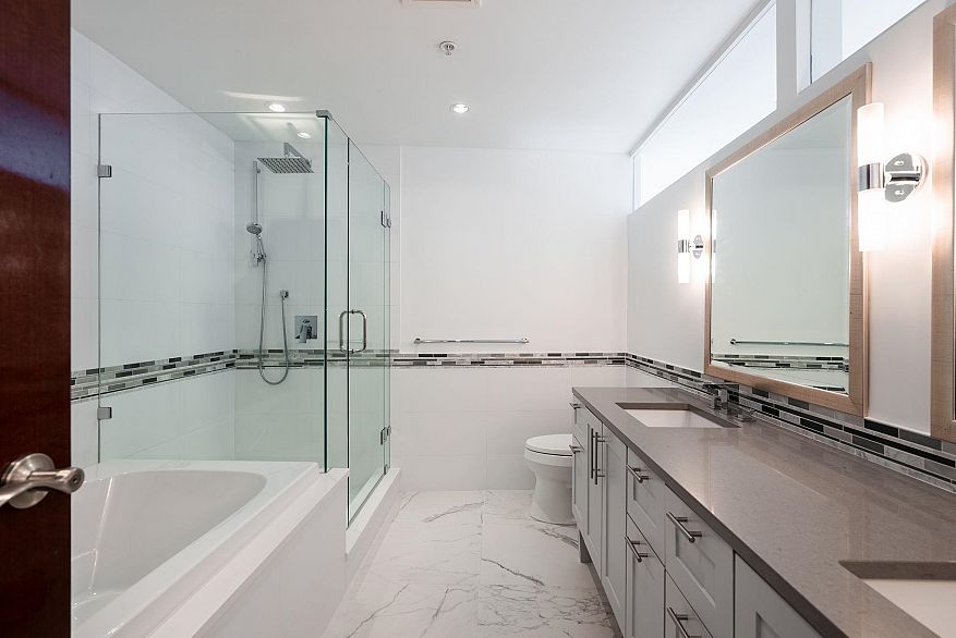 3404 938 Nelson Street