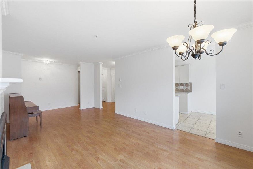 201 3290 W 4th Avenue