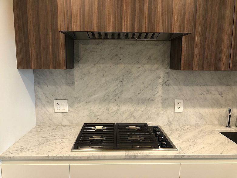 1601 7418 Paulson Street